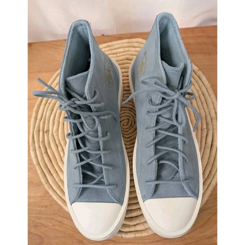 Converse All Star Chuck Taylor Sneakers Size 10 Shoes Light Blue Suede Lift Lace